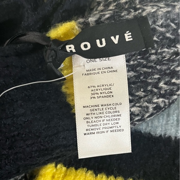 Trouve Knit Scarf - Picture 2 of 5